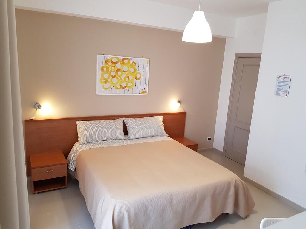 B&B Mimosa Джардіні-Наксос Екстер'єр фото